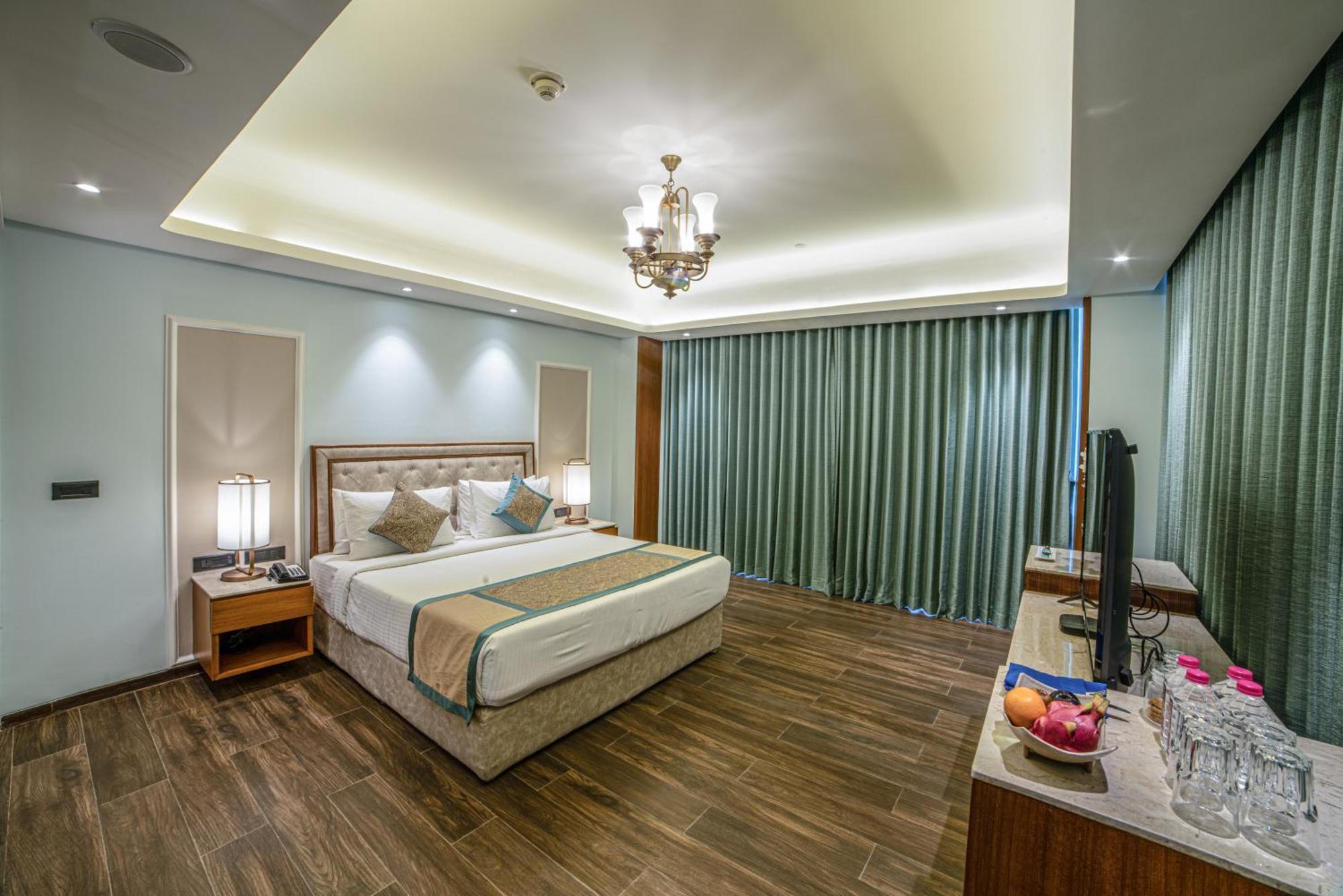 Gift City Club, A Member Of Radisson Individuals Gandhinagar Extérieur photo