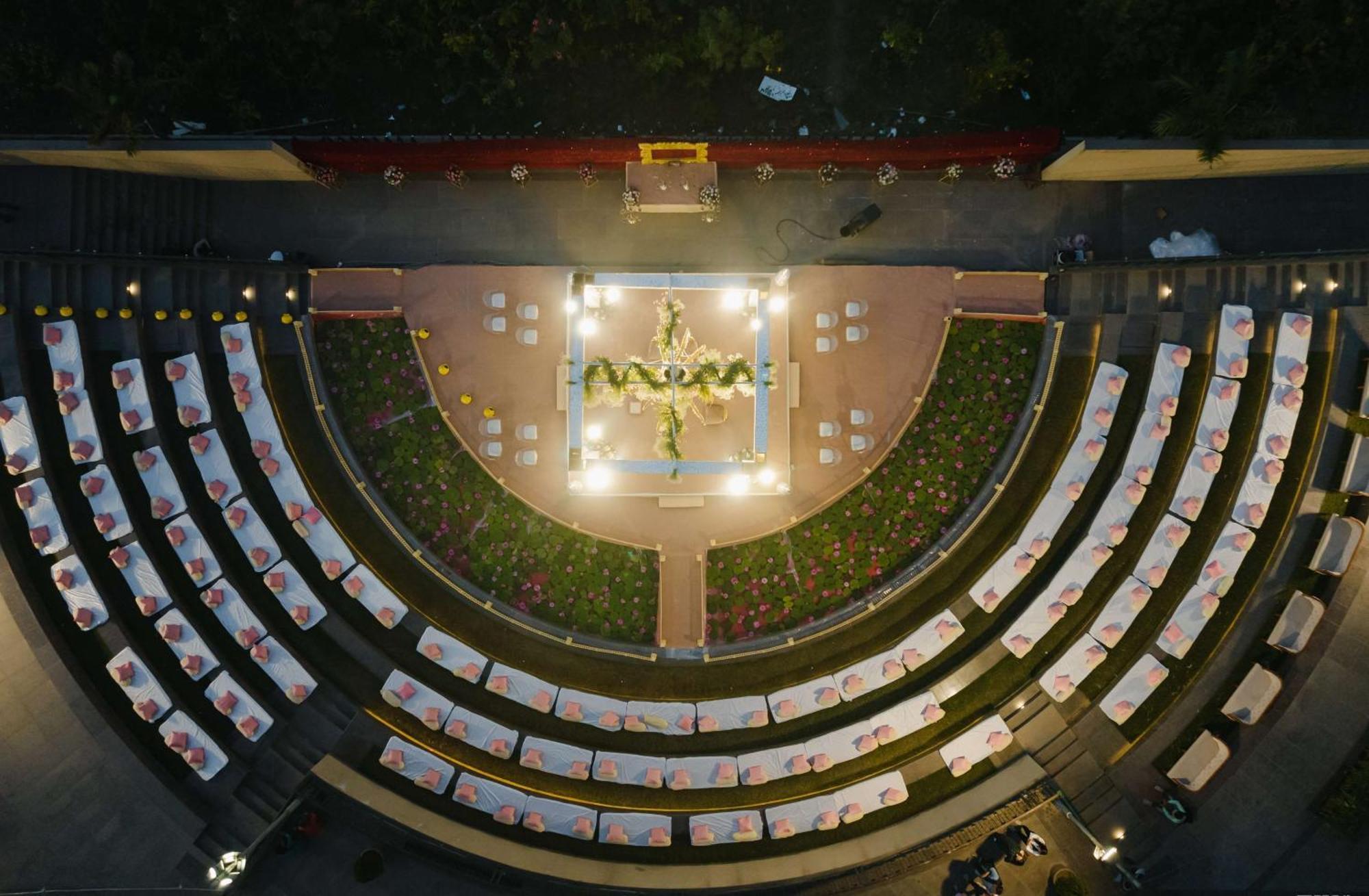 Gift City Club, A Member Of Radisson Individuals Gandhinagar Extérieur photo